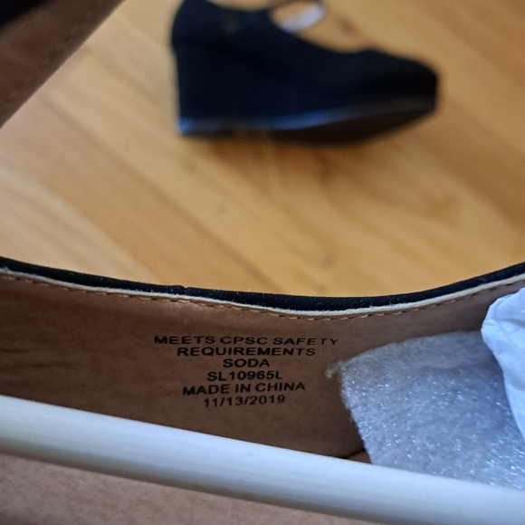 Soda black platform Maryjanes - Picture 3 of 4